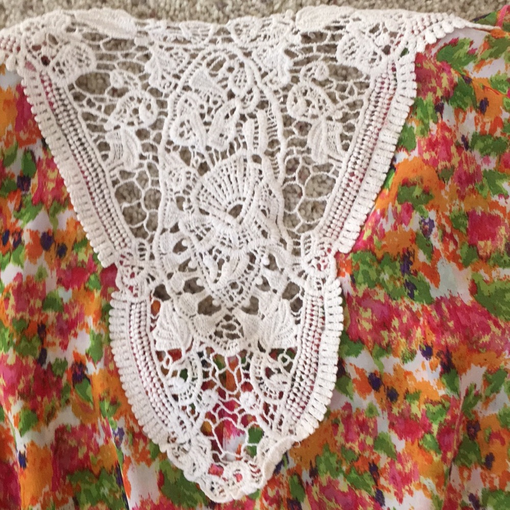 Blouse - Picture 4 of 5